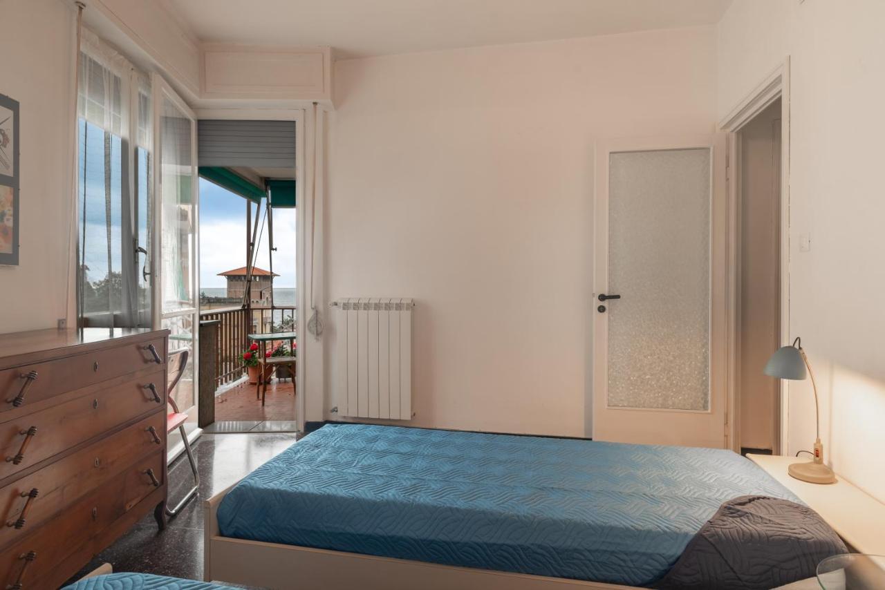 Apartamento Rivierarent Moma 100 Metri Dal Mare Finale Ligure Exterior foto